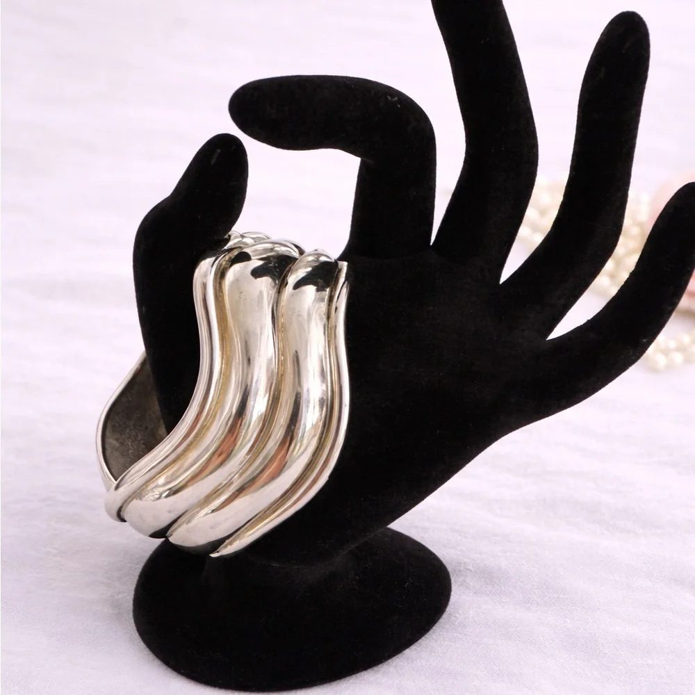 Vintage Style Sculptural Silver Tone Hinged Cuff Bracelet | Wide Statement